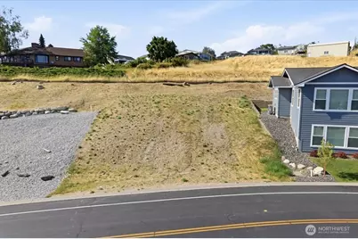 515 Village Drive, Manson, WA 98831 - Photo 5