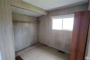 301 W 3rd St, Port Angeles, WA 98362 - Photo 11