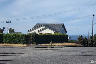 301 W 3rd St, Port Angeles, WA 98362 - Photo 1