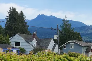 301 W 3rd St, Port Angeles, WA 98362 - Photo 7