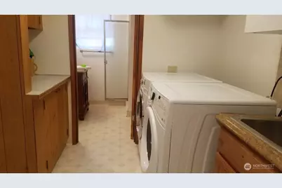12536 SE 53rd Street #B, Bellevue, WA 98006 - Photo 13