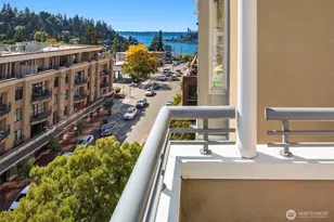 10042 Main St, Bellevue, WA 98004 - Photo 7