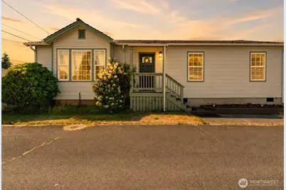 710 Perry Avenue, Hoquiam, WA 98550 - Photo 1