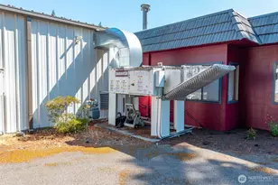 970 NE 21st St, Oak Harbor, WA 98277 - Photo 21