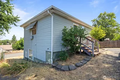 26 SW 13th, College Place, WA 99324 - Photo 37