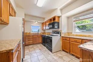 26 SW 13th, College Place, WA 99324 - Photo 9