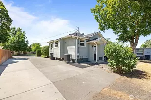 26 SW 13th, College Place, WA 99324 - Photo 5