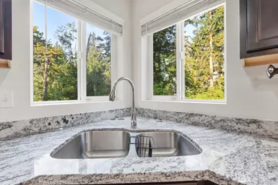 2111 Chesney Road E, Tacoma, WA 98445 - Photo 11