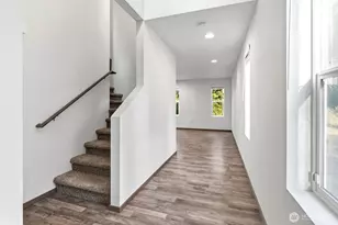 2111 Chesney Rd E, Tacoma, WA 98445 - Photo 3