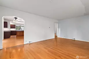 8123 Veterans Dr SW, Lakewood, WA 98498 - Photo 5