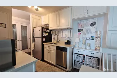 65 Kirkland Avenue #102, Kirkland, WA 98033 - Photo 17