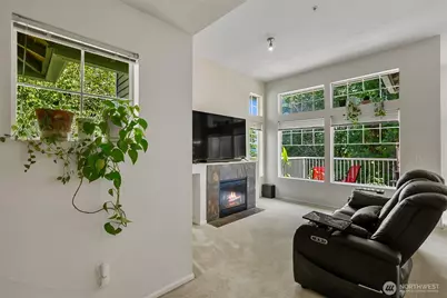 21250 40th Way S #B, SeaTac, WA 98198 - Photo 3