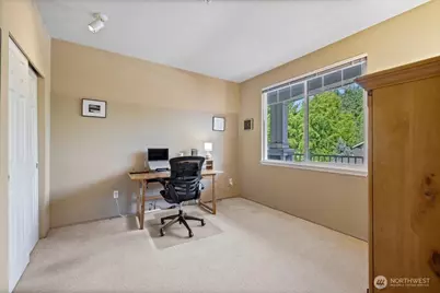 12712 Admiralty Way #B204, Everett, WA 98204 - Photo 17