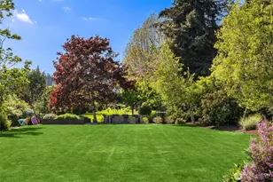 10555 NE Seaborn Rd, Bainbridge Island, WA 98110 - Photo 33