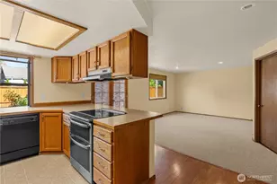 13700 SE 201st St, Kent, WA 98042 - Photo 17