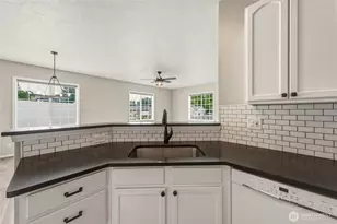 777 SE Magnoni, College Place, WA 99324 - Photo 7