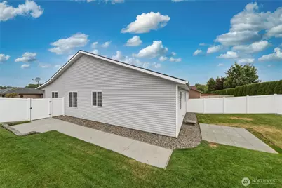 777 SE Magnoni, College Place, WA 99324 - Photo 27