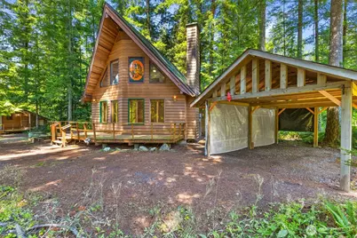 8625 Golden Valley Drive, Maple Falls, WA 98266 - Photo 3