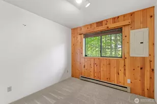 8625 Golden Valley Dr, Maple Falls, WA 98266 - Photo 13