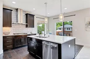 20513 Richmond Rd, Bothell, WA 98012 - Photo 9
