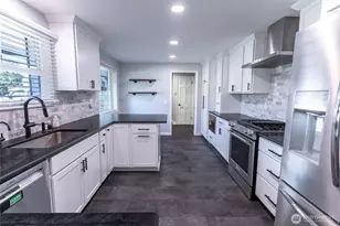 11315 Loma Pl SW, Lakewood, WA 98499 - Photo 9