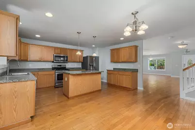 7813 86th Avenue NE, Marysville, WA 98270 - Photo 9