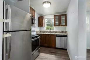 295 N 8th St, Saint Helens, OR 97051 - Photo 13