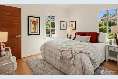 2313 47th Avenue SW, Seattle, WA 98116 - Photo 15