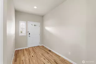 209 140th St SW, Everett, WA 98208 - Photo 5