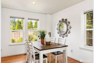 911 Brookmere Street, Edmonds, WA 98020 - Photo 9