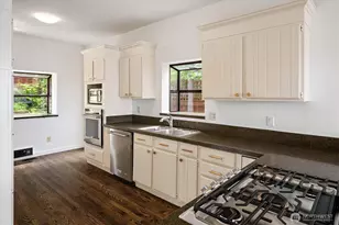 2364 Hobart Ave SW, Seattle, WA 98116 - Photo 15