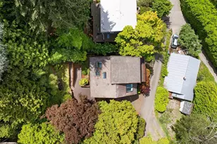 2364 Hobart Ave SW, Seattle, WA 98116 - Photo 33