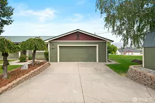 820 Summit Blvd, Manson, WA 98831 - Photo 3