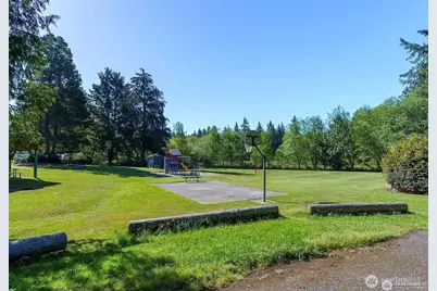 10515 Edgewood Drive, Anderson Island, WA 98303 - Photo 11