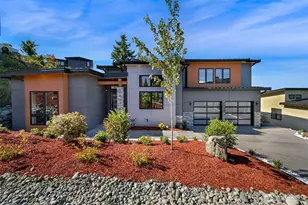 3951 Rock Ridge Pkwy, Anacortes, WA 98221 - Photo 1
