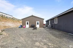 36055 E Red Mountain Rd, Benton City, WA 99320 - Photo 13