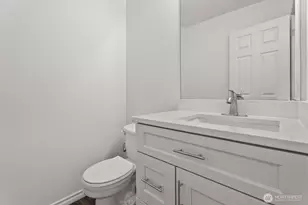 2707 S 268th Pl, Kent, WA 98032 - Photo 17