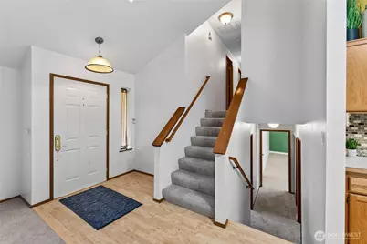18604 73rd Street E, Bonney Lake, WA 98391 - Photo 3