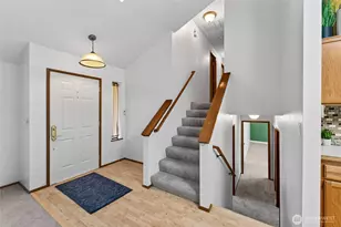 18604 73rd St E, Bonney Lake, WA 98391 - Photo 3