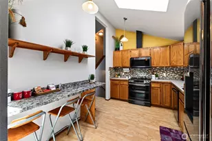 18604 73rd St E, Bonney Lake, WA 98391 - Photo 11