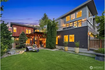 1533 38th Avenue E, Seattle, WA 98112 - Photo 3