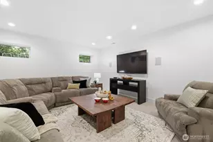 1533 38th Ave E, Seattle, WA 98112 - Photo 29