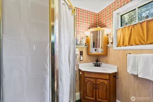 27021 Lower Burnett Rd E, Buckley, WA 98321 - Photo 19
