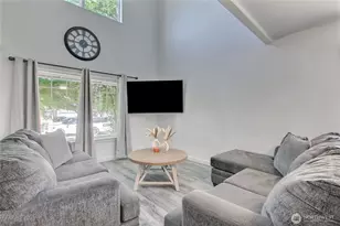 8824 161st St Ct E, Puyallup, WA 98375 - Photo 3