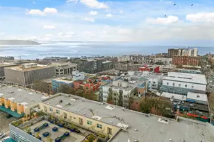17 W Mercer St, Seattle, WA 98119 - Photo 33