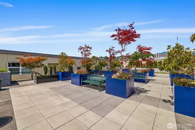 17 W Mercer Street #206, Seattle, WA 98119 - Photo 25