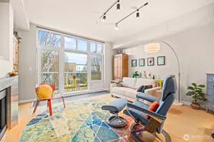 17 W Mercer St, Seattle, WA 98119 - Photo 3