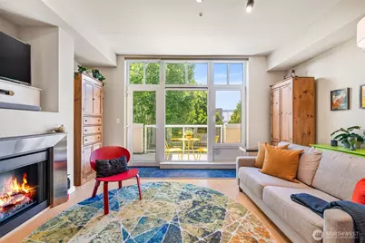 17 W Mercer Street #206, Seattle, WA 98119 - Photo 5