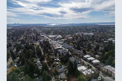 10744 Greenwood Avenue N #302, Seattle, WA 98133 - Photo 21