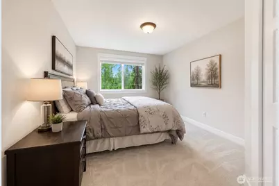 24121 NE 1st Place, Sammamish, WA 98074 - Photo 17